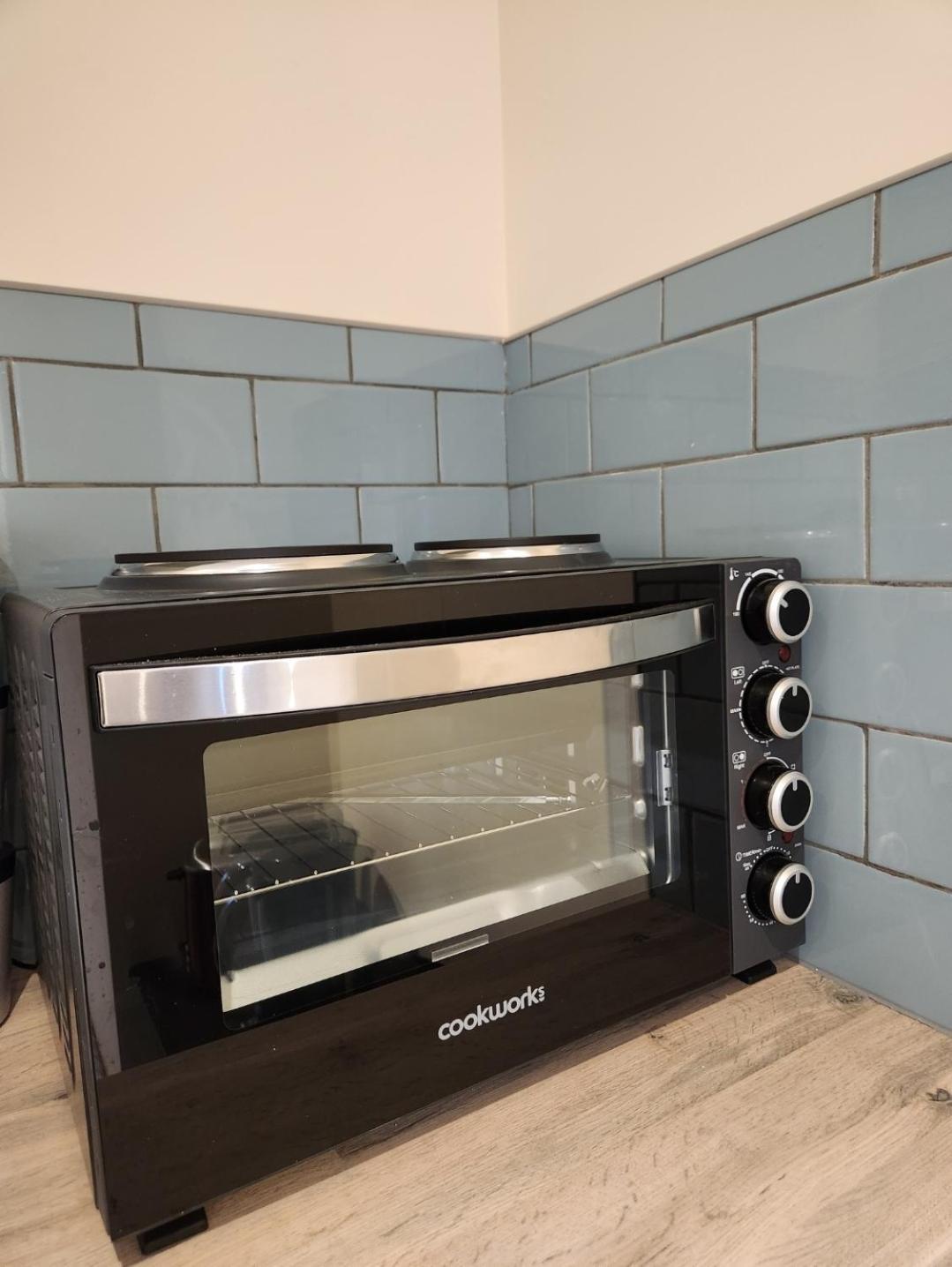Ensuite Studio Flat Crawley-Gatwick Ifield Dış mekan fotoğraf